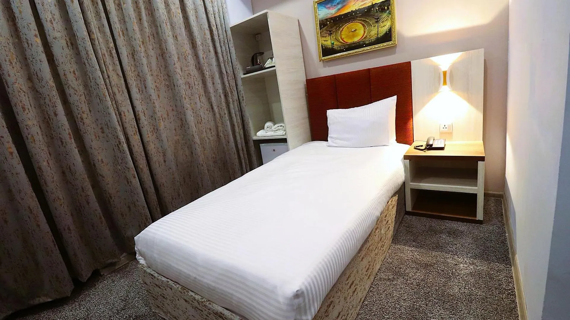 Amazon Hotel Baku