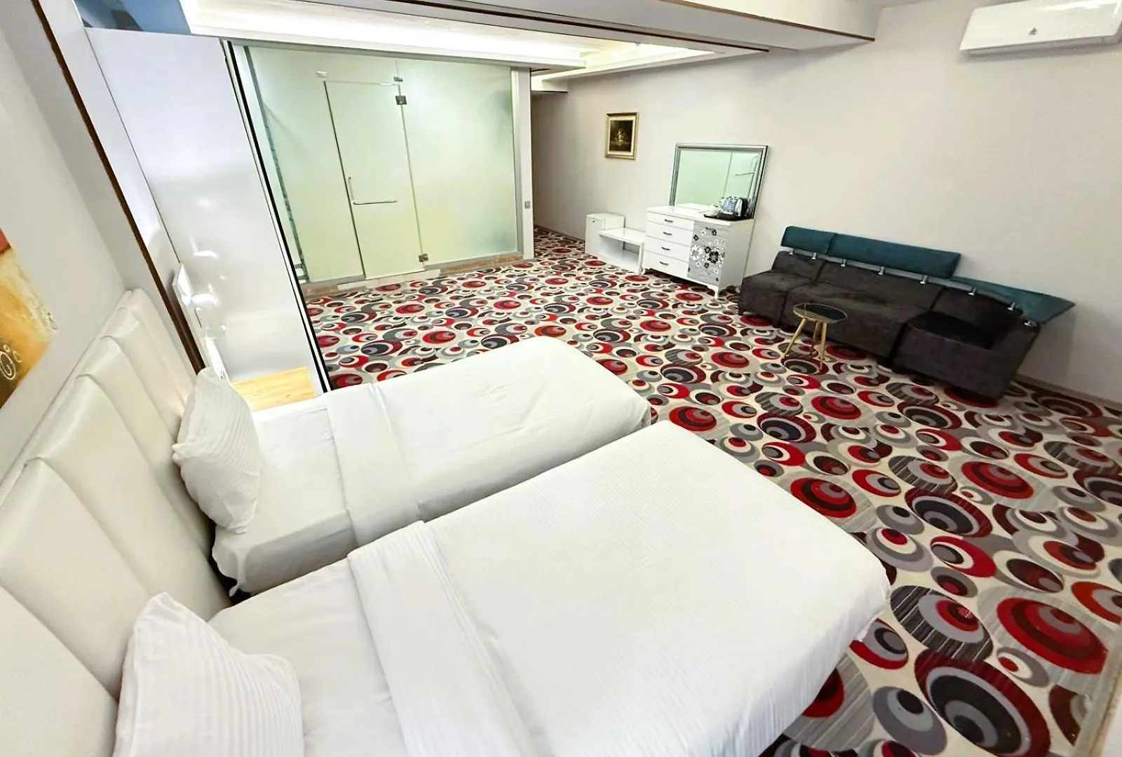 Amazon Hotel Baku 3*,