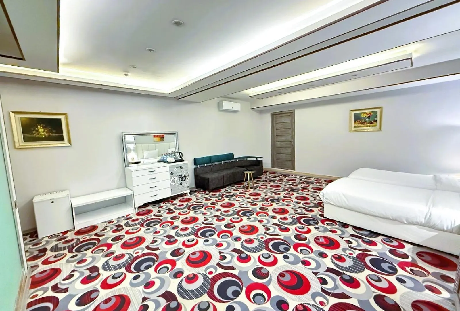 Amazon Hotel Baku